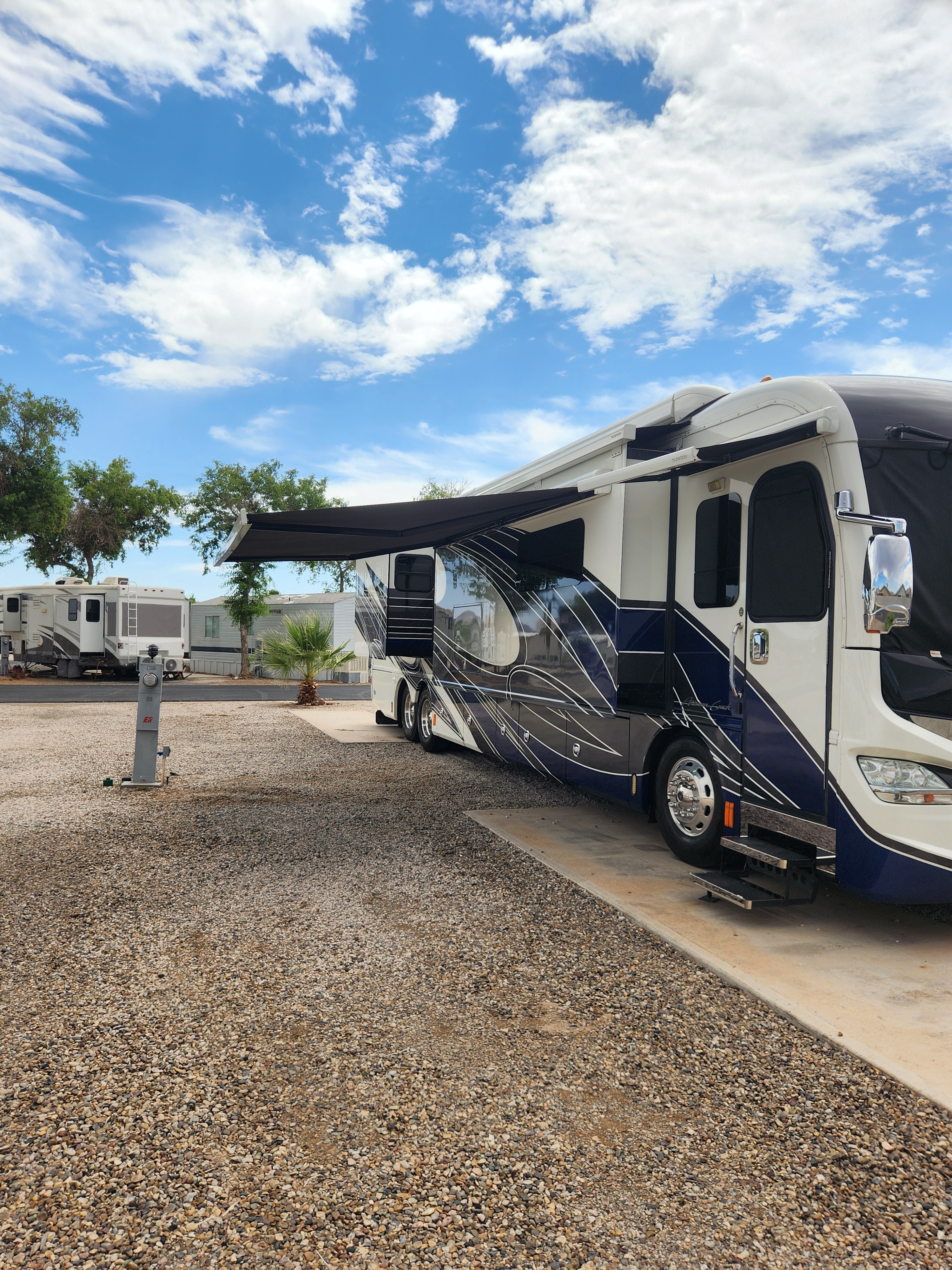 2016 American Coach AMERICAN REVOLUTION 42G in yuma AZ