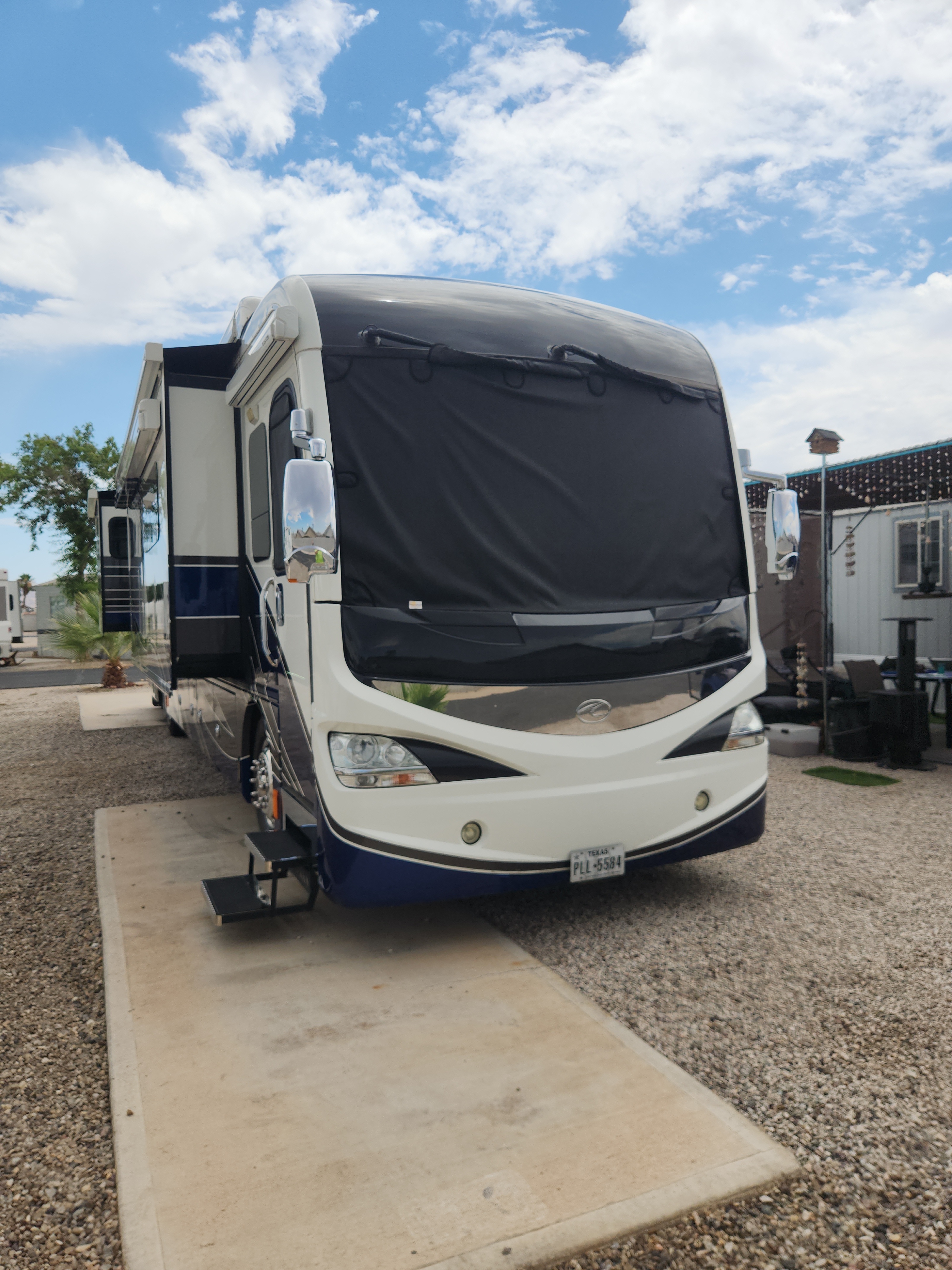 2016 American Coach AMERICAN REVOLUTION 42G in yuma AZ