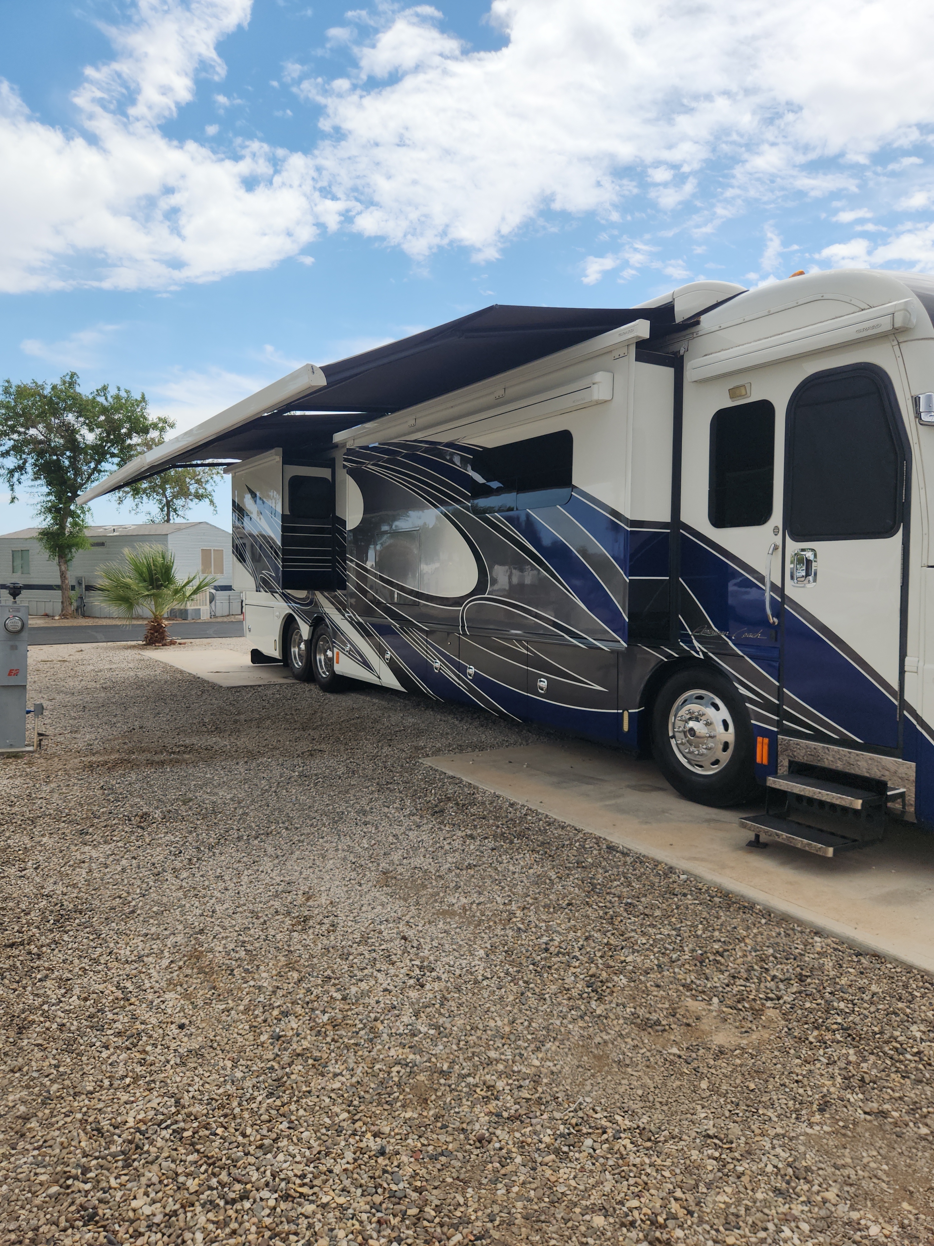 2016 American Coach AMERICAN REVOLUTION 42G in yuma AZ