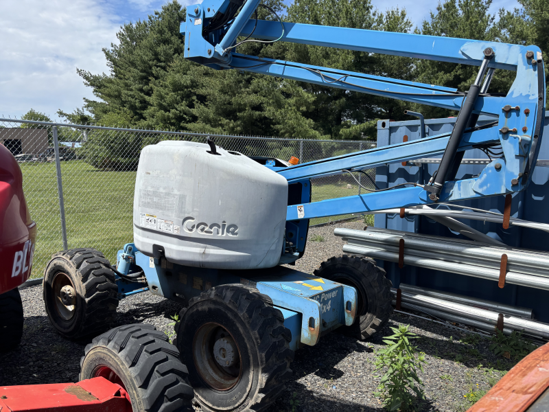 2001 GENIE Z45-22