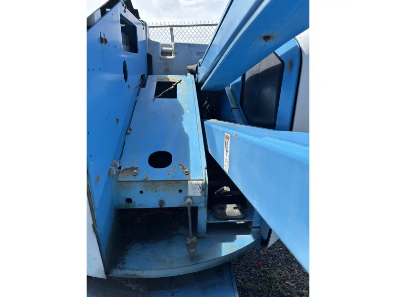 2001 GENIE Z45-22