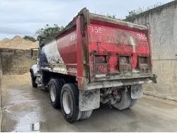 2007 MACK CV713