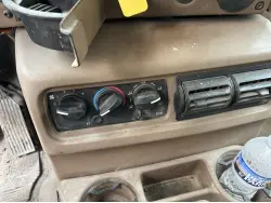 2007 MACK CV713