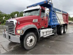 2020 MACK CV713
