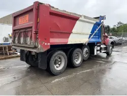 2020 MACK CV713