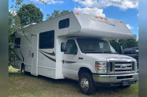 2019 Thor Motor Coach Majestic 28A in grass lake MI