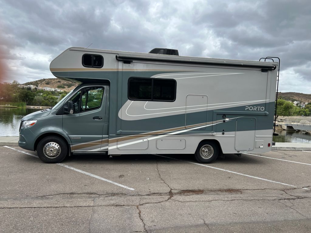 2020 Winnebago Porto 24F in el cajon CA