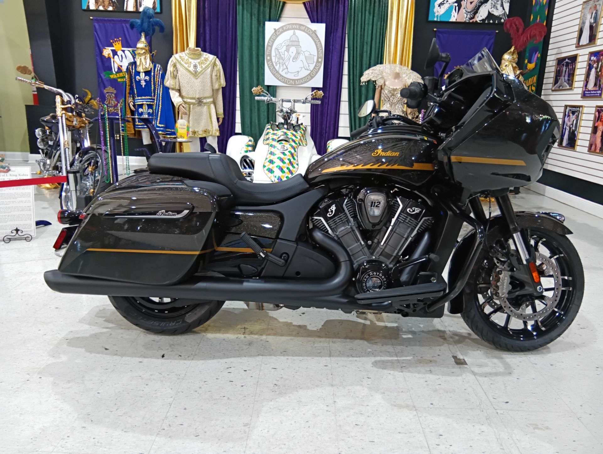 2026 Indian Motorcycle Challenger® Dark Horse® 112 with PowerBand Audio Packa DARK HORSE in Saint Rose, LA