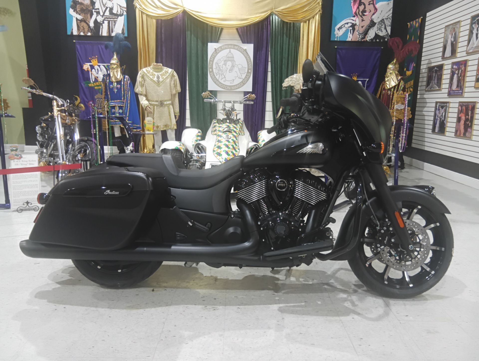 2026 Indian Motorcycle Chieftain® Dark Horse® with PowerBand Audio Package DARK HORSE WITH POWERBAND AUDIO PACKAGE in Saint Rose, LA