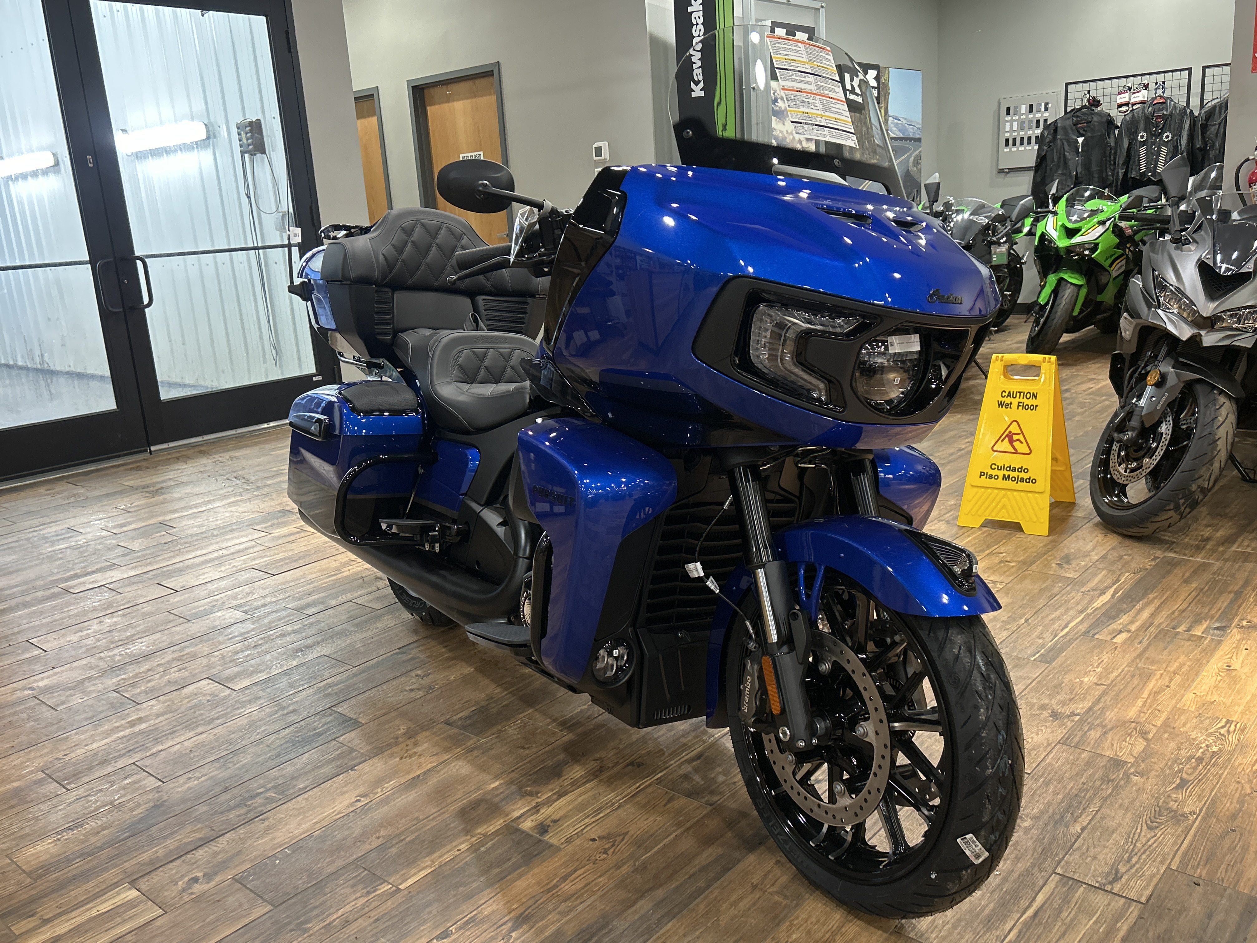 2026 Indian Motorcycle Pursuit® Dark Horse® with 112 and Powerband Audio Pack DARK HORSE in Mineral Wells, WV