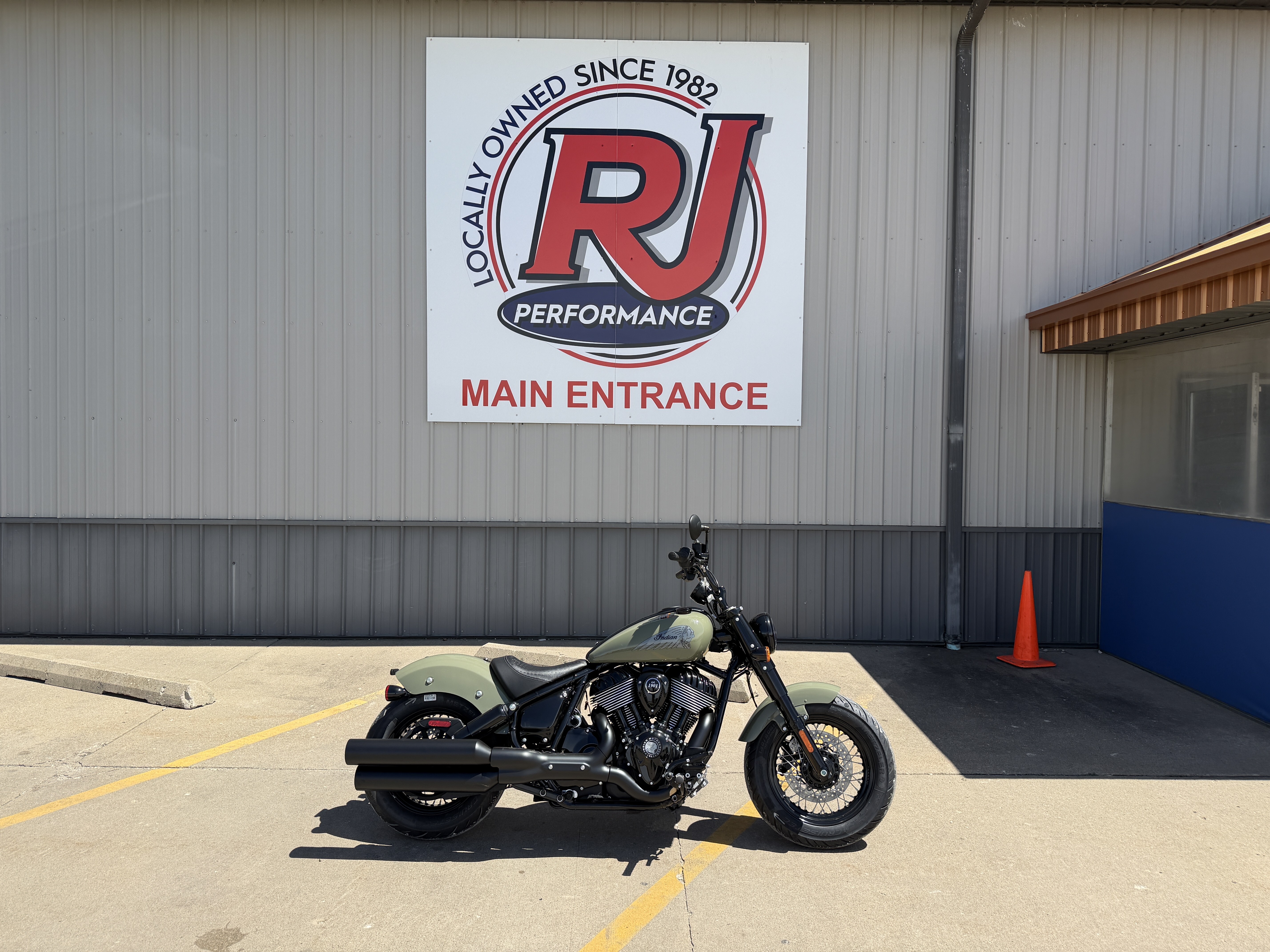2026 Indian Motorcycle Chief Bobber Dark Horse® BOBBER DARK HORSE in Ottumwa, IA