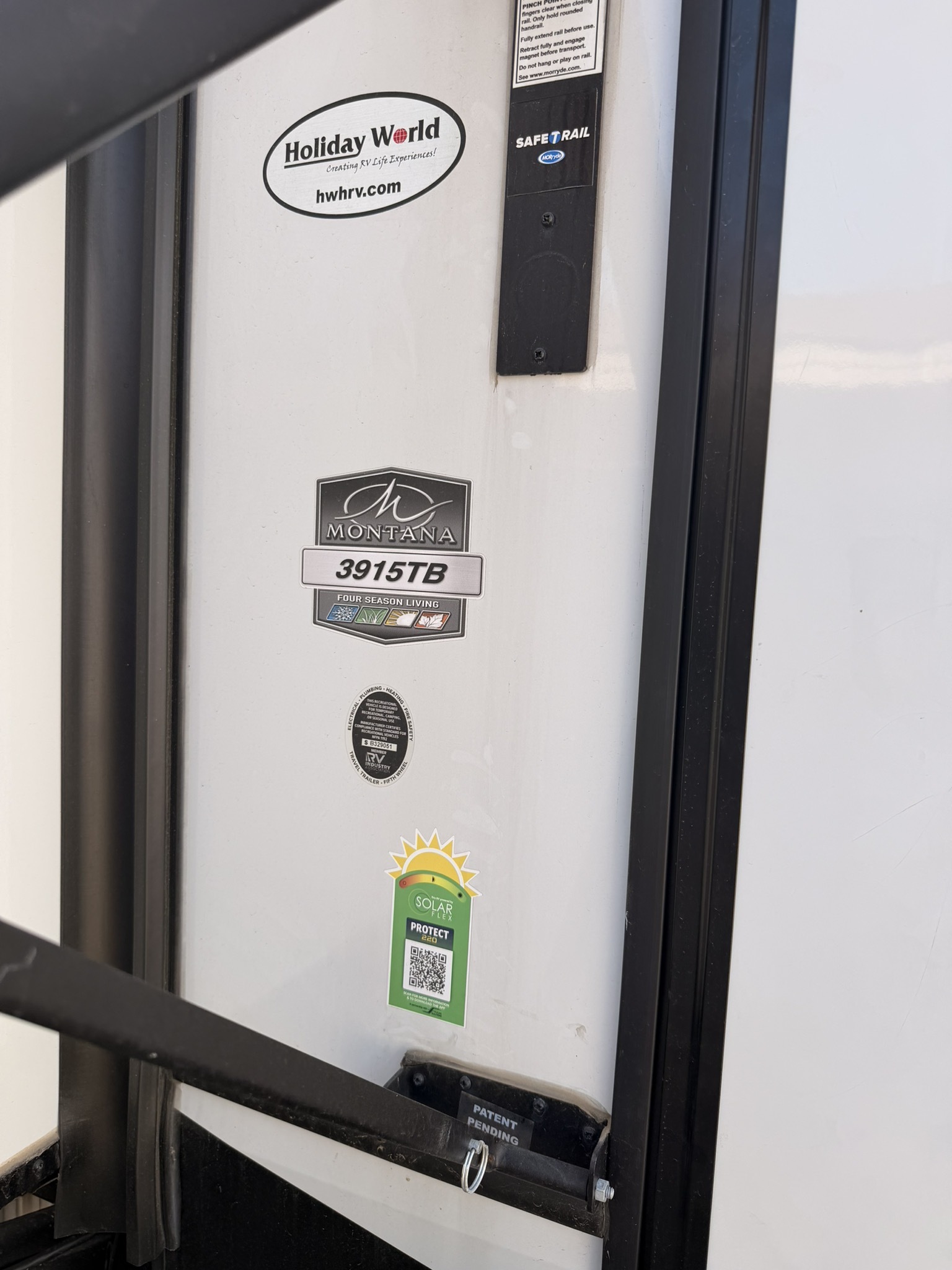 2025 Keystone MONTANA 3915TB RV