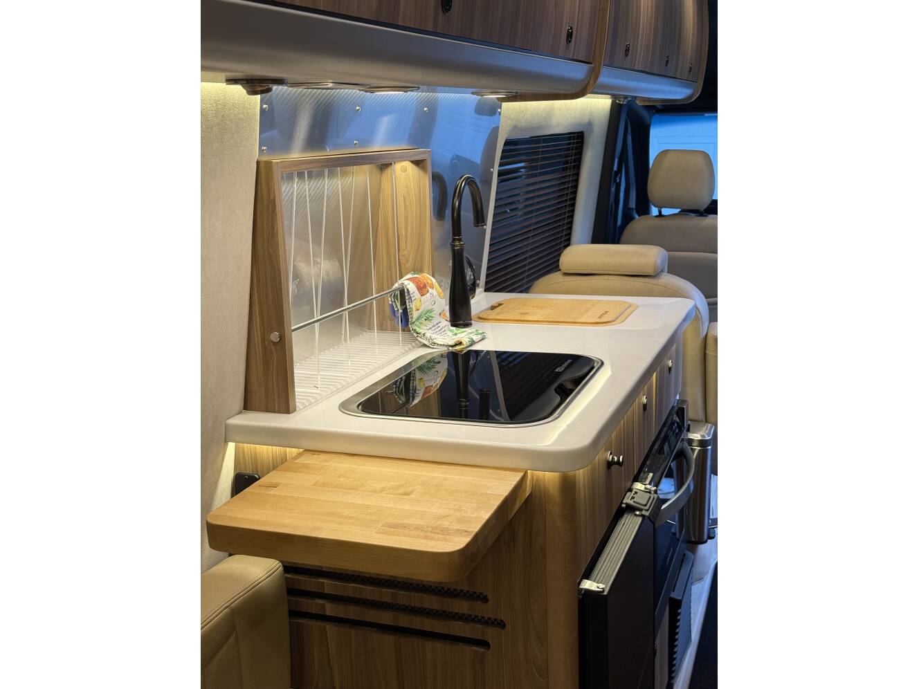 A photo of this 2022 Airstream TOMMY BAHAMA INTERSTATE 24GL