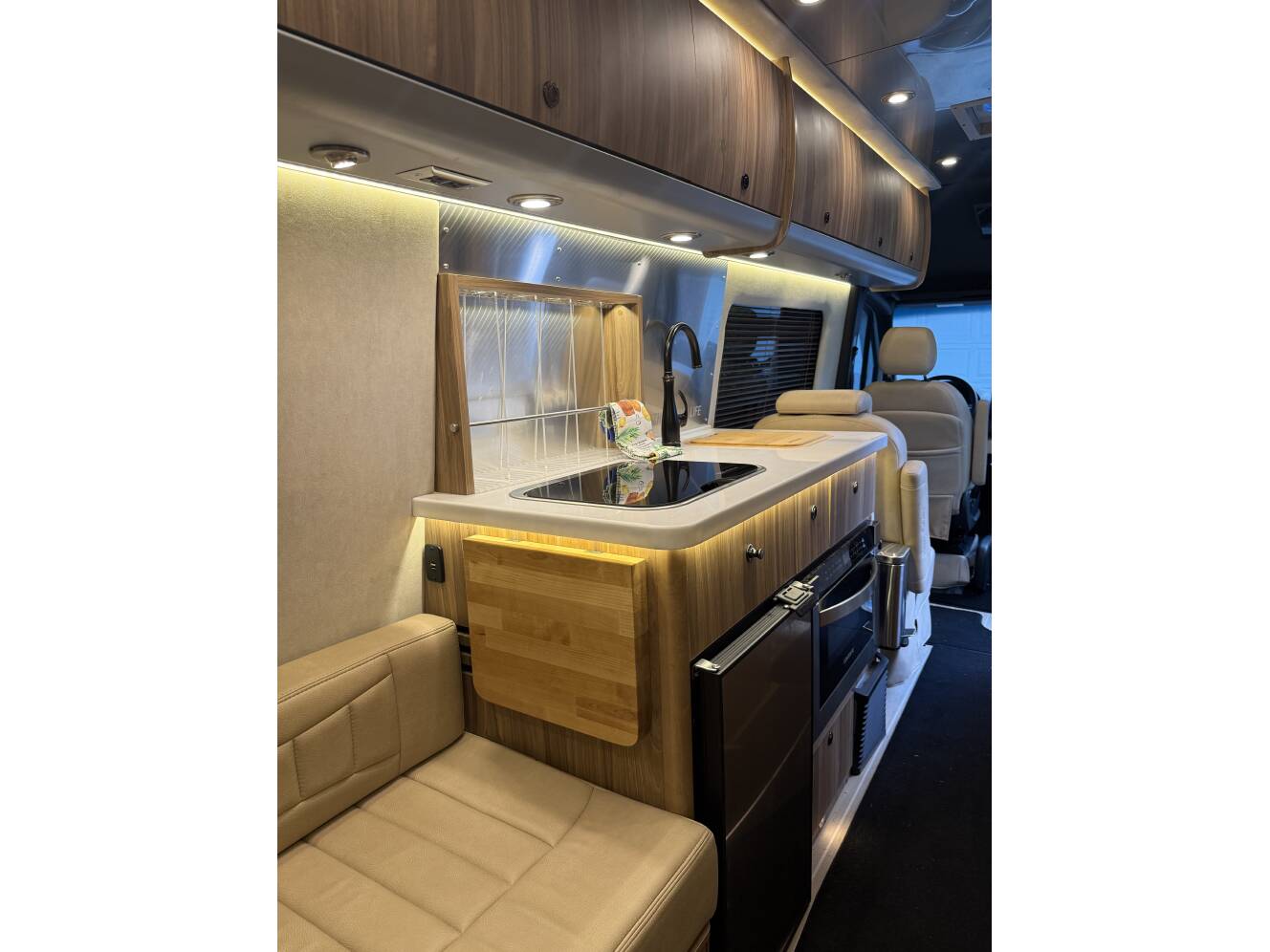 A photo of this 2022 Airstream TOMMY BAHAMA INTERSTATE 24GL