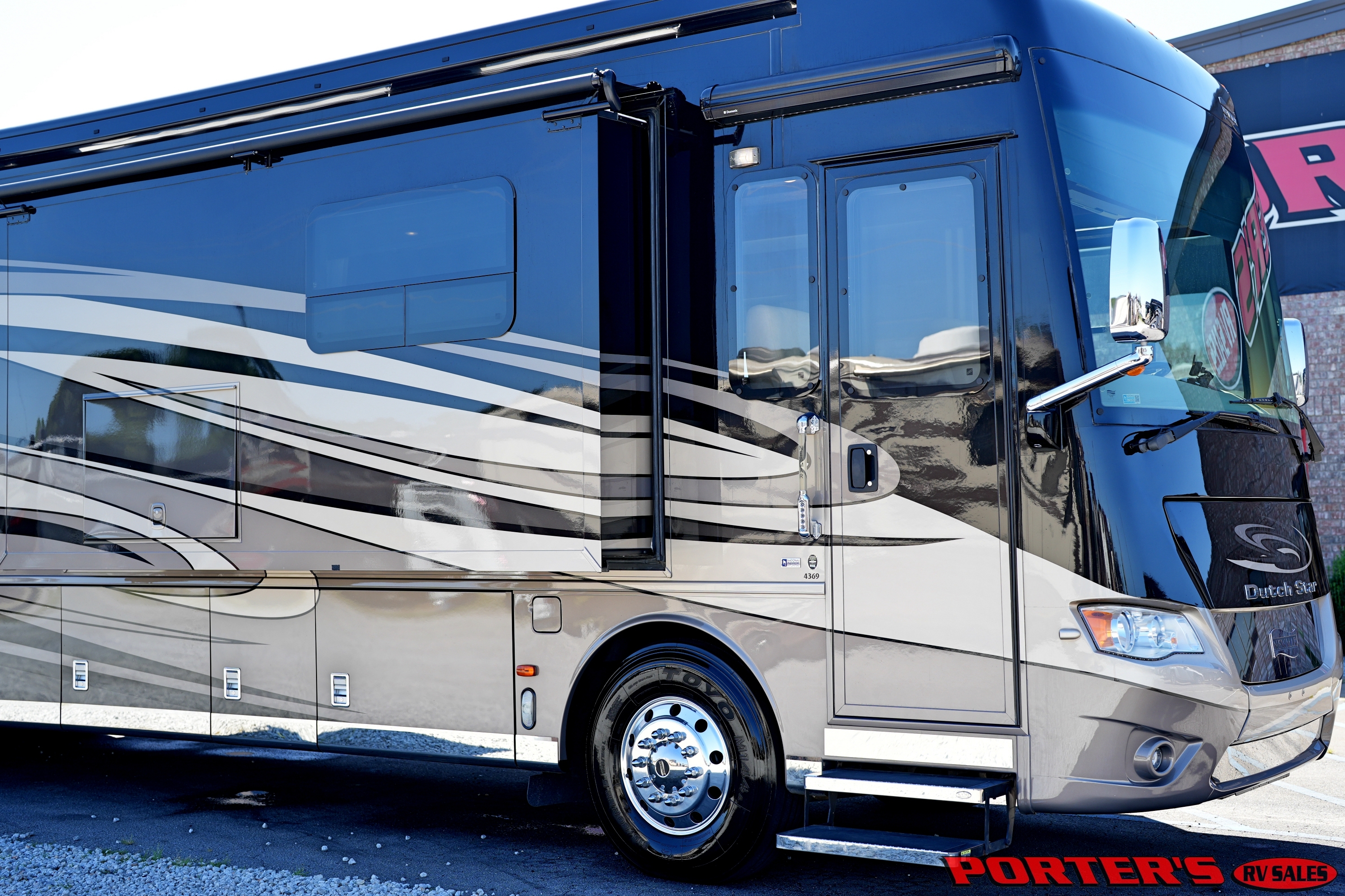 2016 Newmar DUTCH STAR 4369 in williamston SC
