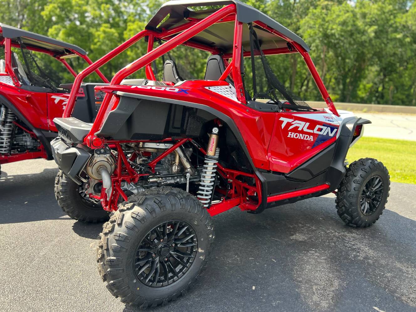 A photo of this 2026 Honda Talon 1000X FOX Live Valve