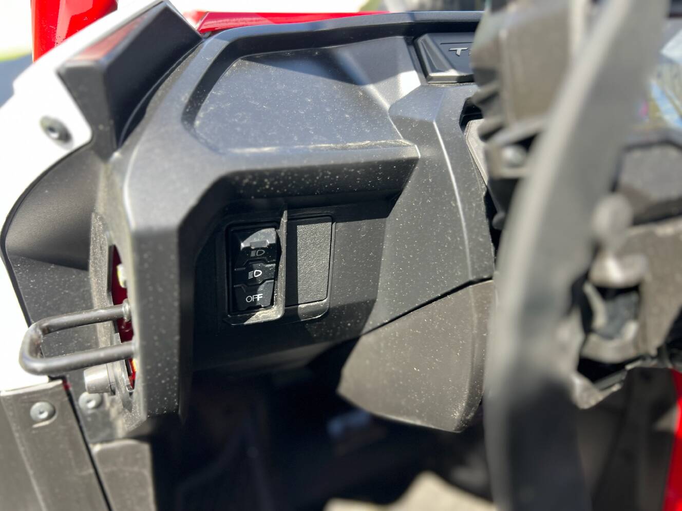 A photo of this 2026 Honda Talon 1000X FOX Live Valve
