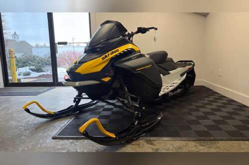 2026 Ski-Doo Renegade Sport 600 ACE 137 1.25 Ripsaw in milford NH
