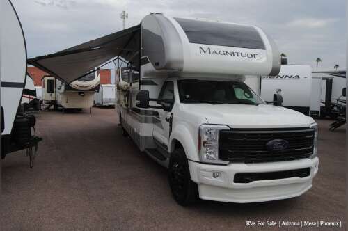 2026 Thor Motor Coach Magnitude Grand F600 R36 in mesa AZ
