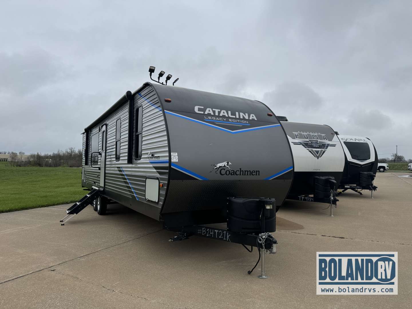 2022 Coachmen Catalina Legacy Edition 303RKDS RV