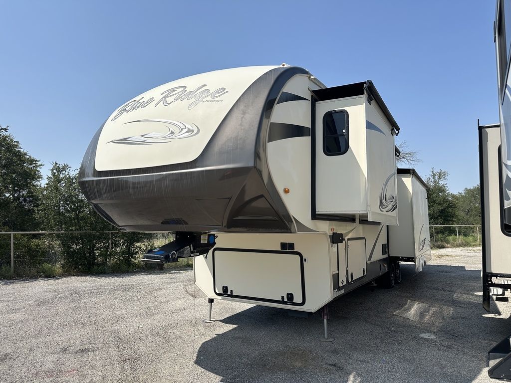 2016 Forest River Blue Ridge 3775RL RV