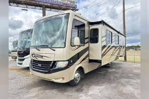 2013 Newmar Bay Star 3124 in weatherford TX