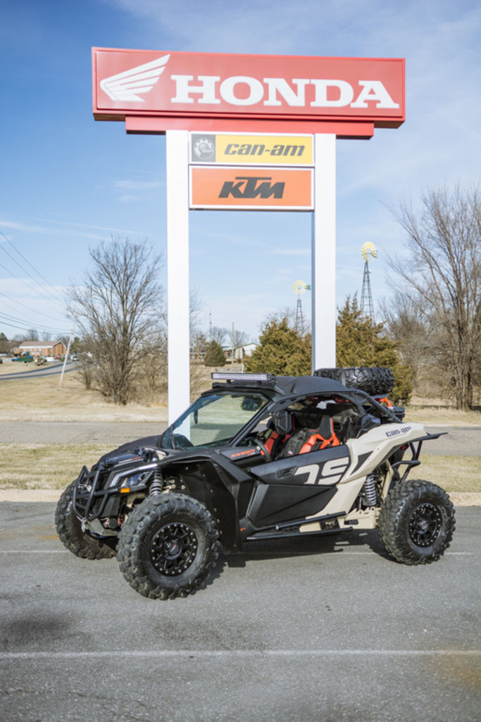 2022 Can-Am Maverick X3 X ds Turbo RR Desert Tan / Carbon Black / C in harrisonburg VA