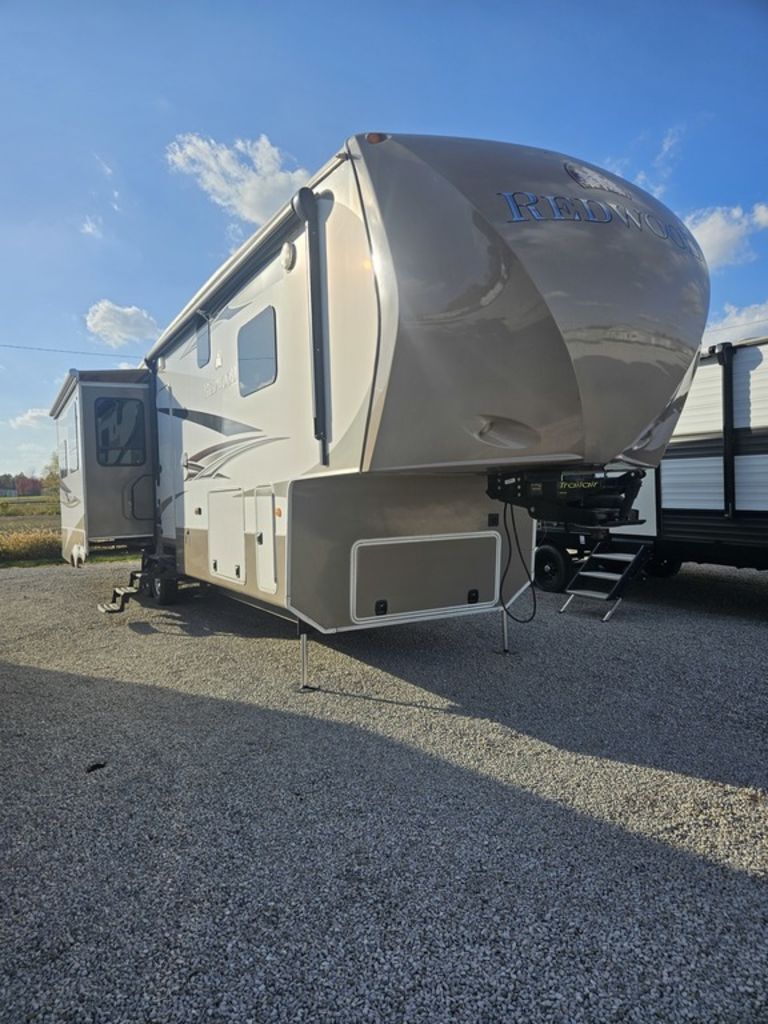 2013 Redwood Rv Redwood RW40KB in terre haute IN