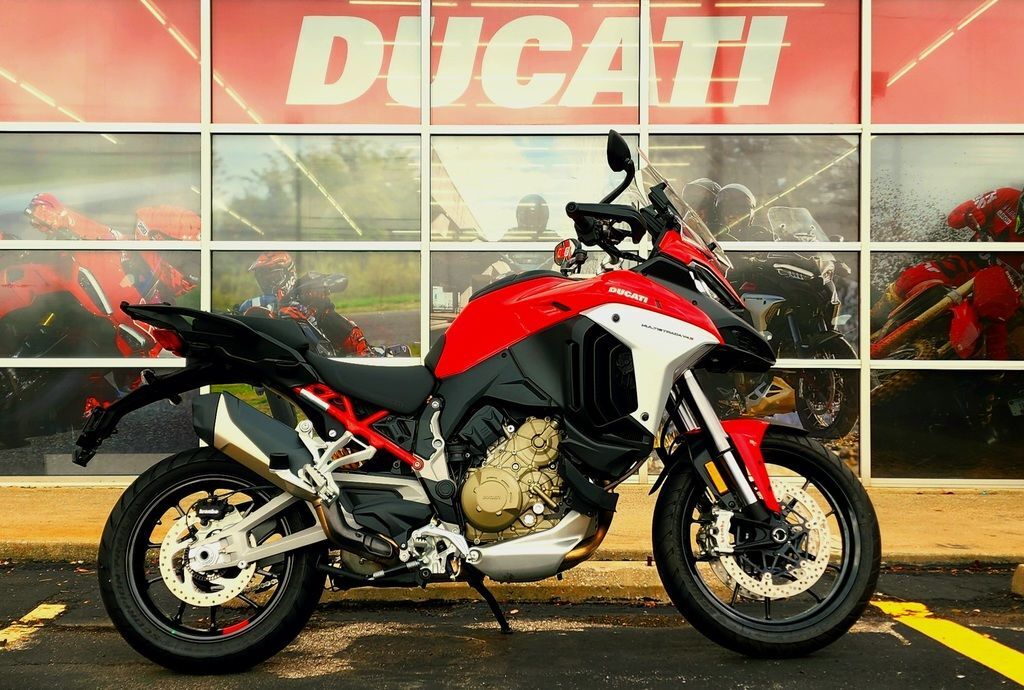 2024 Ducati Multistrada V4 S Travel & Radar Red V4 S in Brunswick, OH