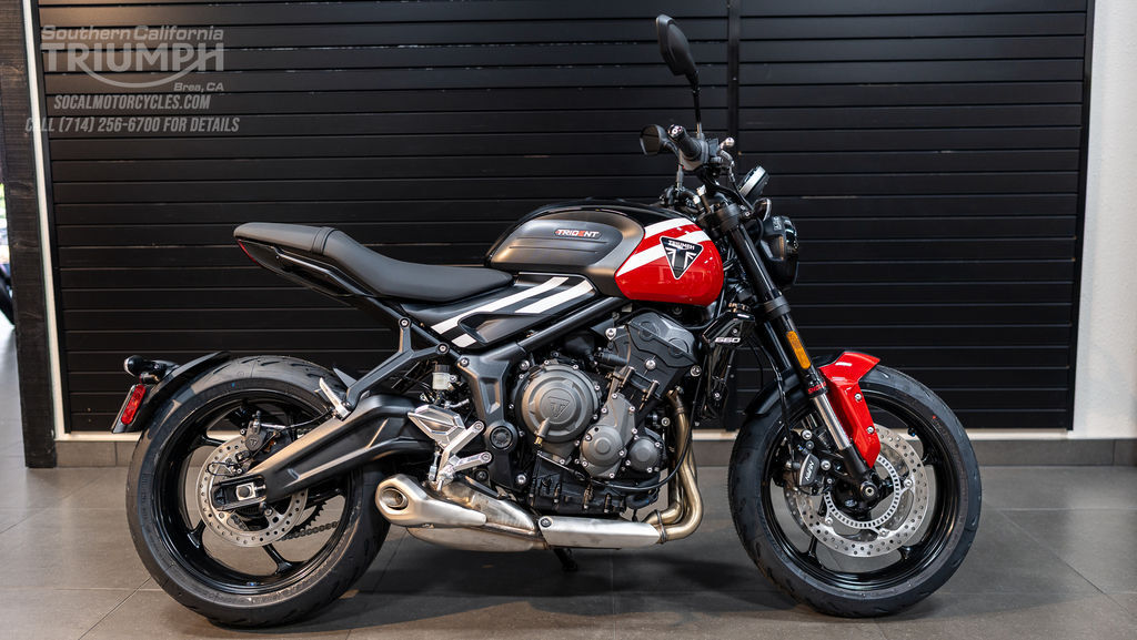 2025 Triumph Trident 660 Diablo Red/Sapphire Black 660 in Brea, CA