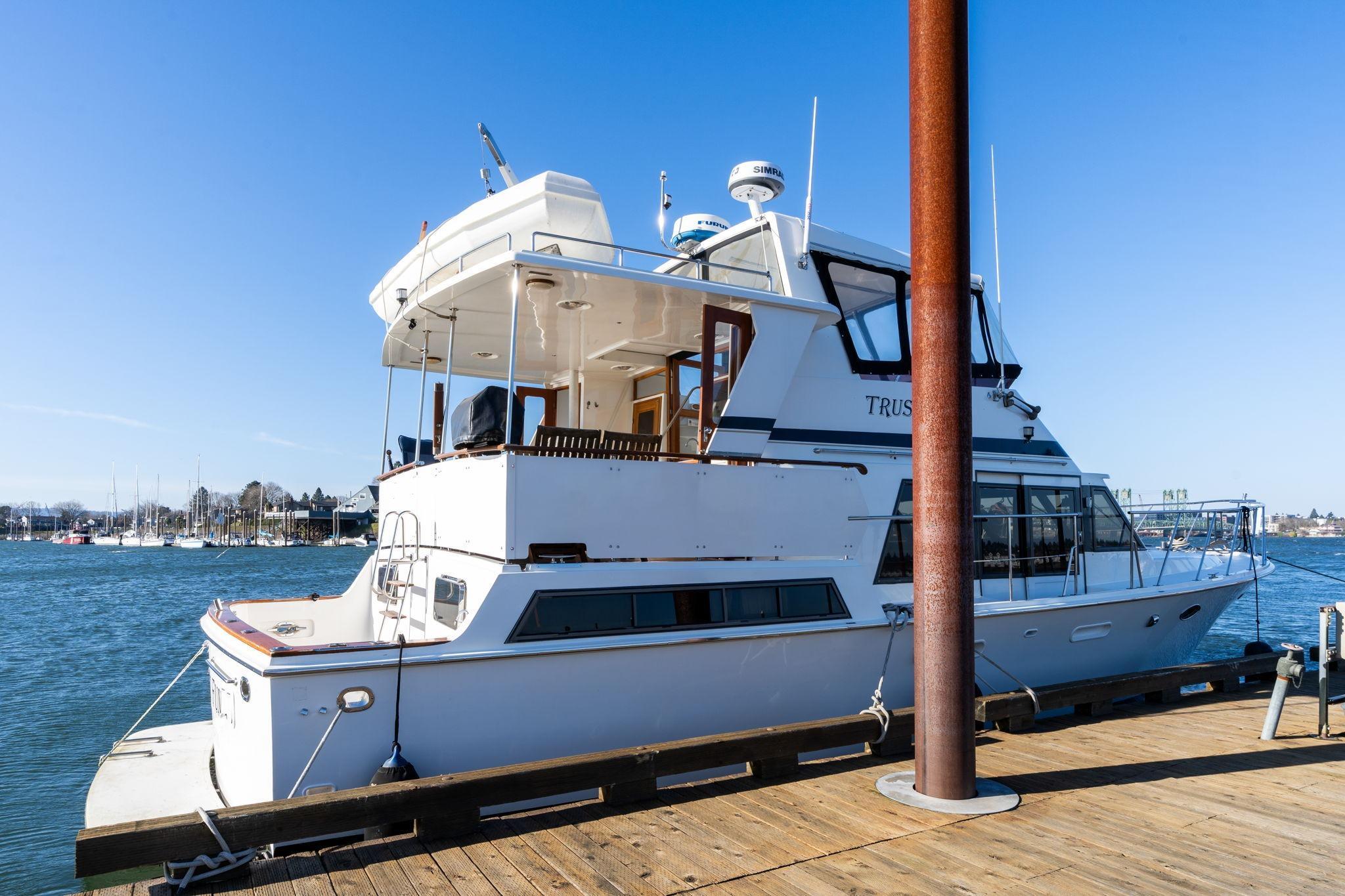 1991 Lien Hwa Motor Yacht in portland OR