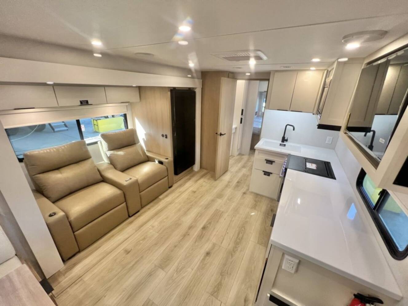 A photo of this 2026 Winnebago Thrive 25RLS