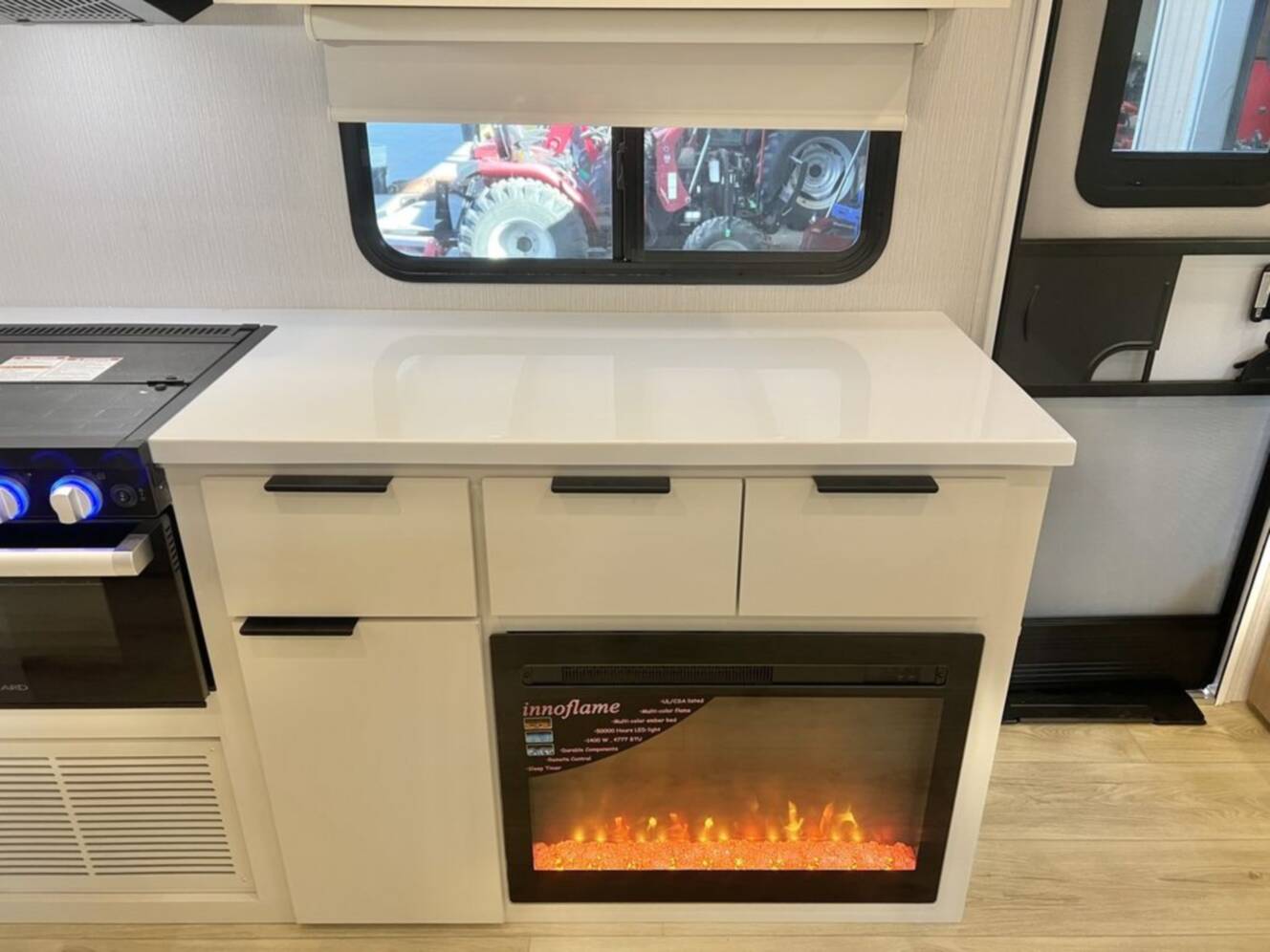 A photo of this 2026 Winnebago Thrive 25RLS