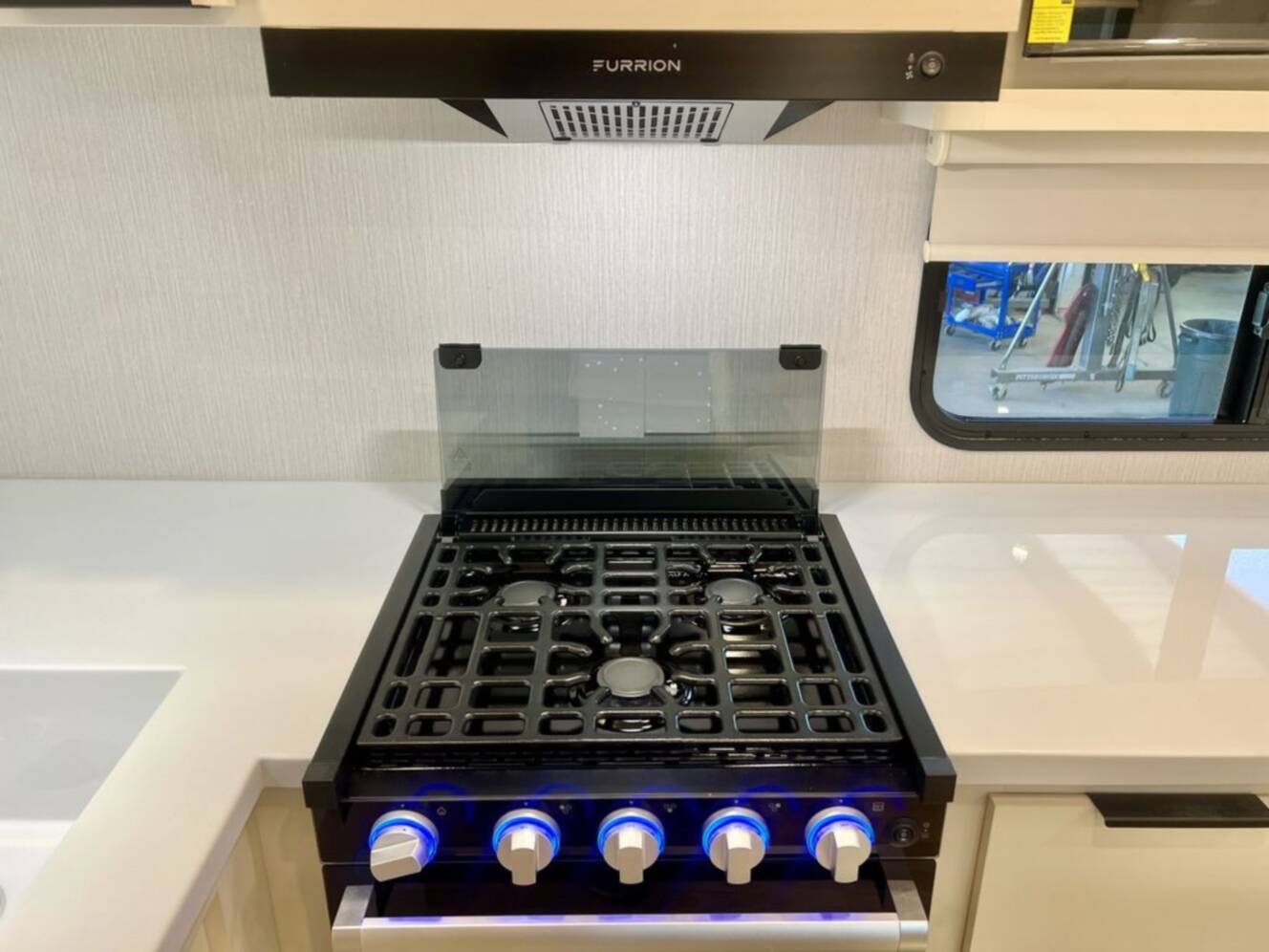A photo of this 2026 Winnebago Thrive 25RLS