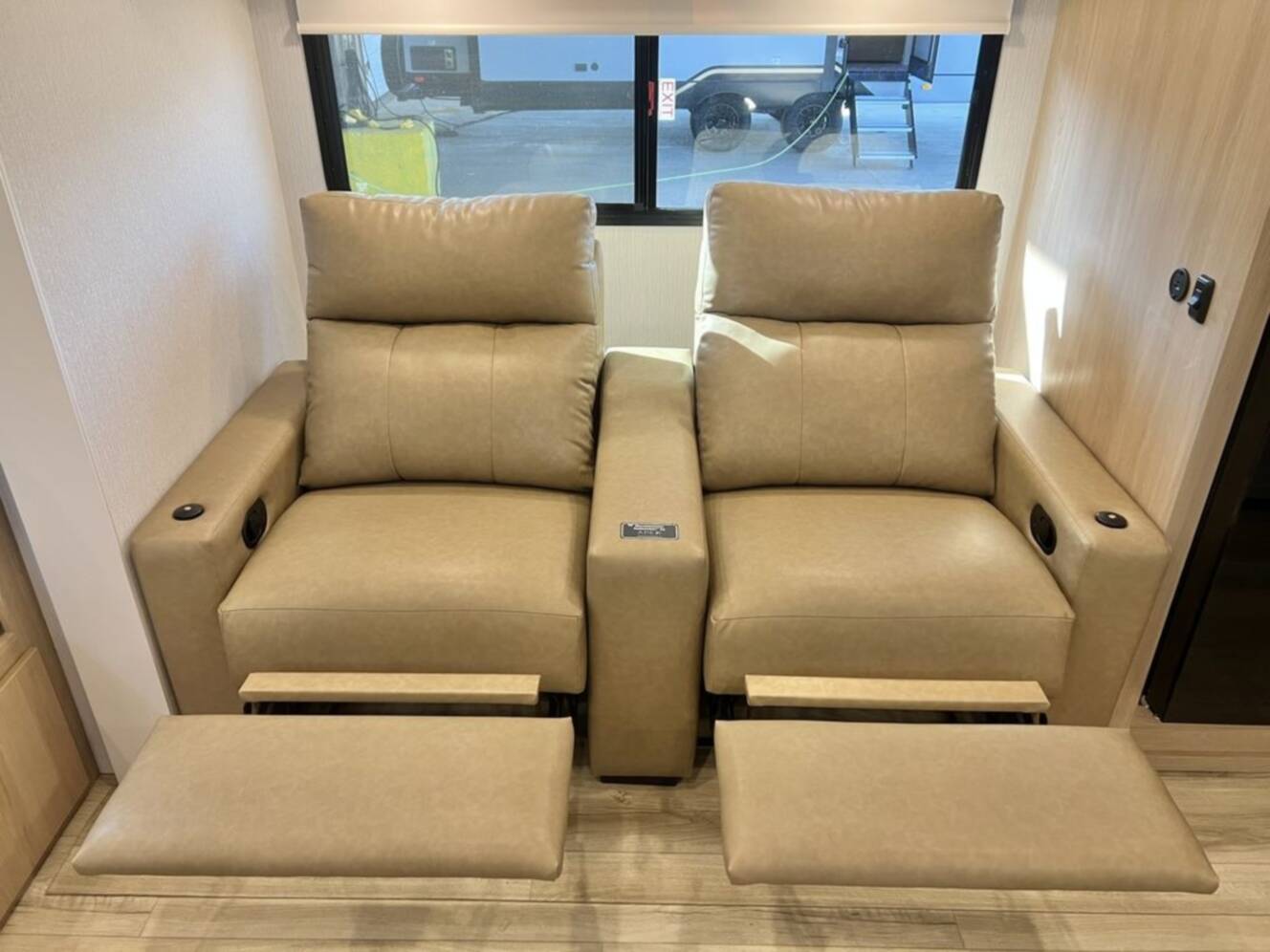 A photo of this 2026 Winnebago Thrive 25RLS