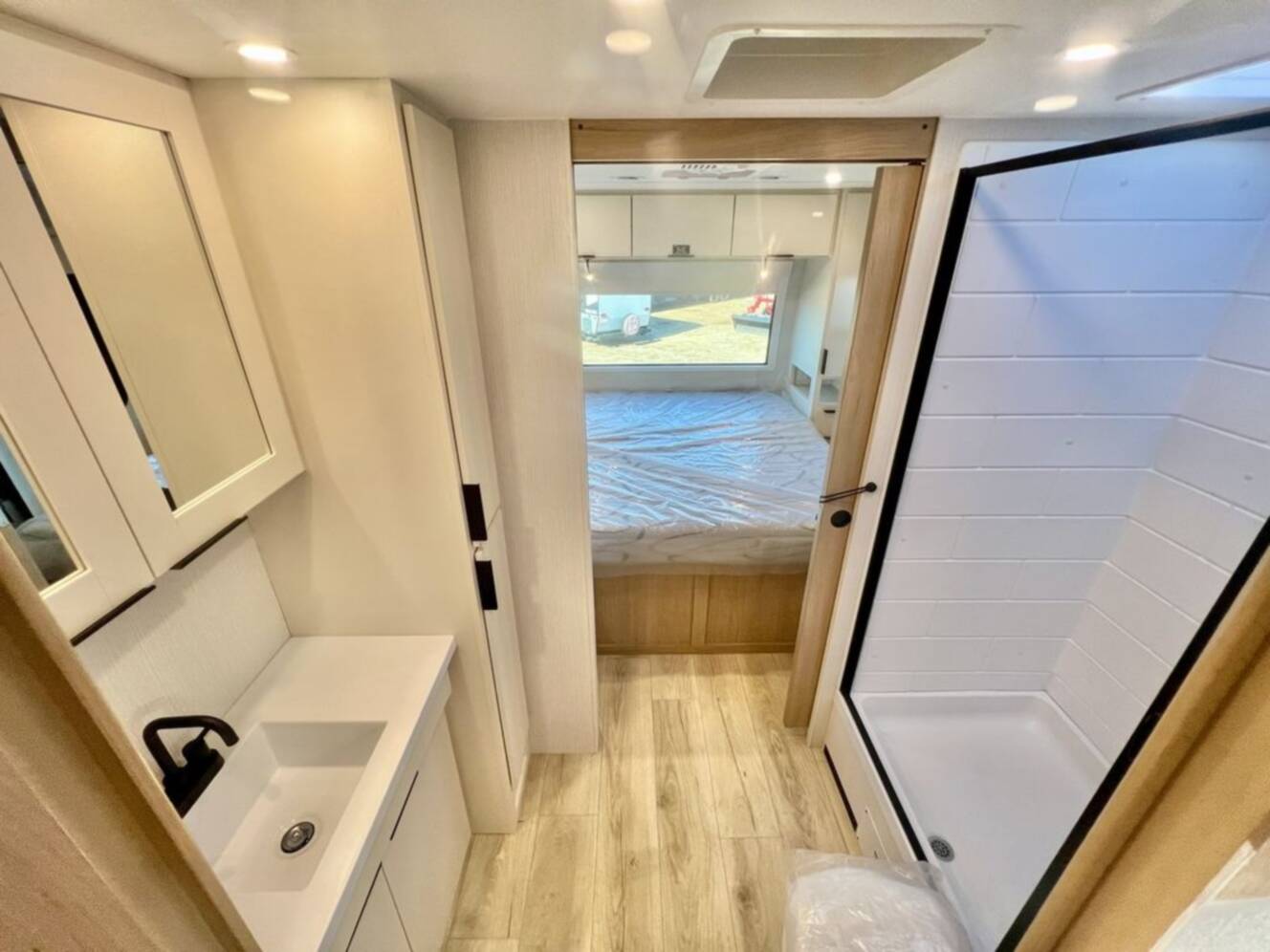 A photo of this 2026 Winnebago Thrive 25RLS