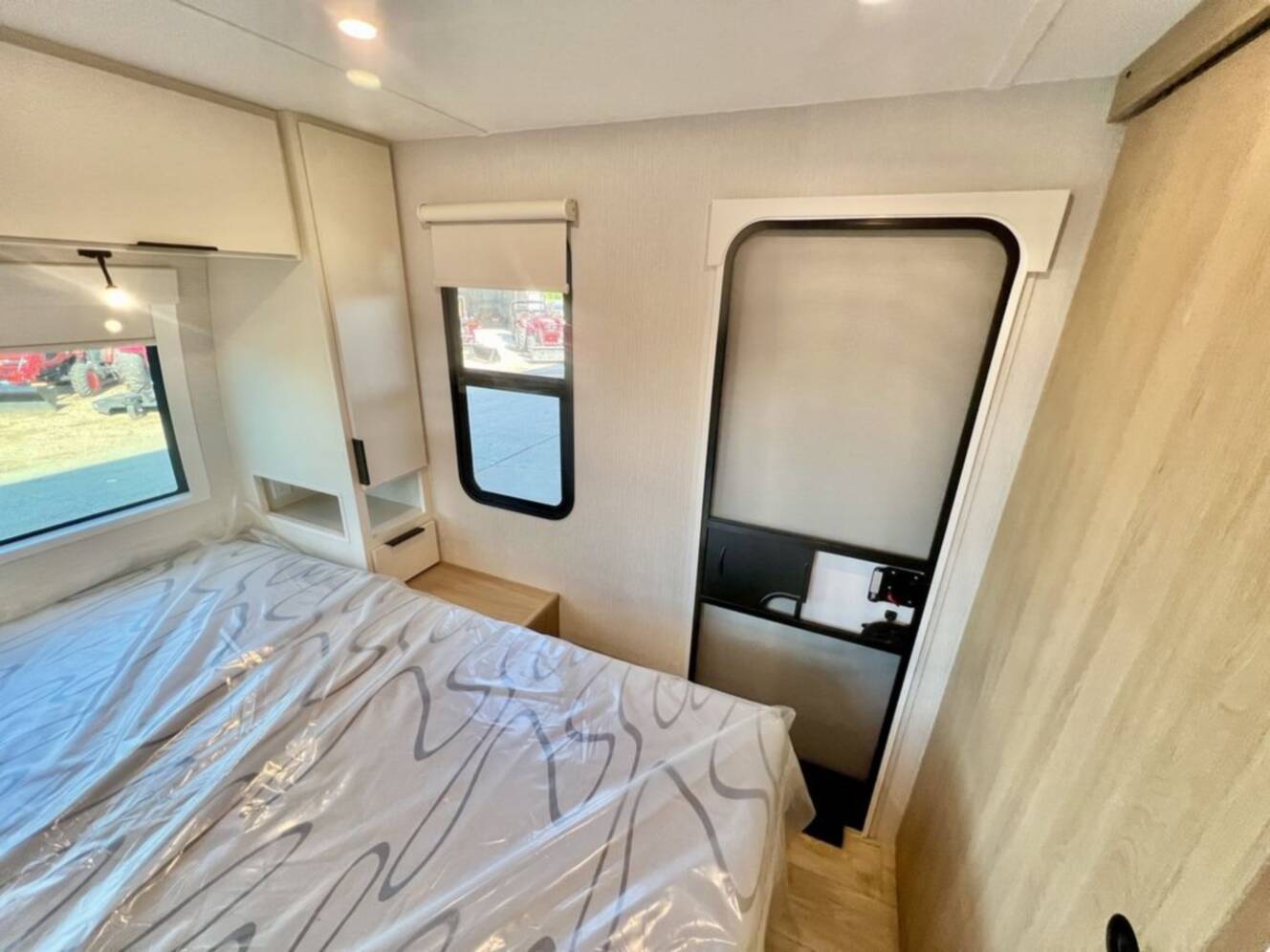 A photo of this 2026 Winnebago Thrive 25RLS