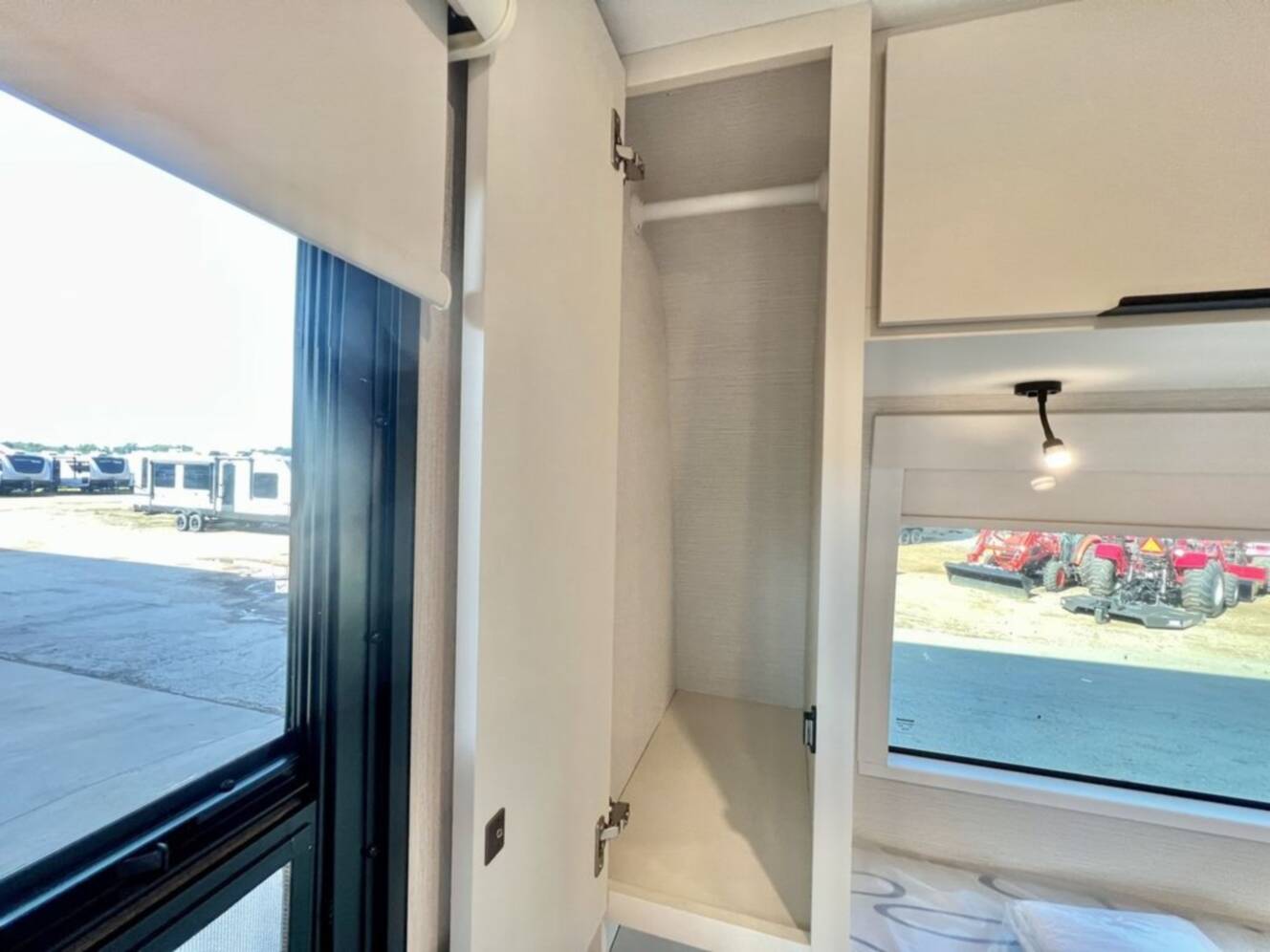 A photo of this 2026 Winnebago Thrive 25RLS