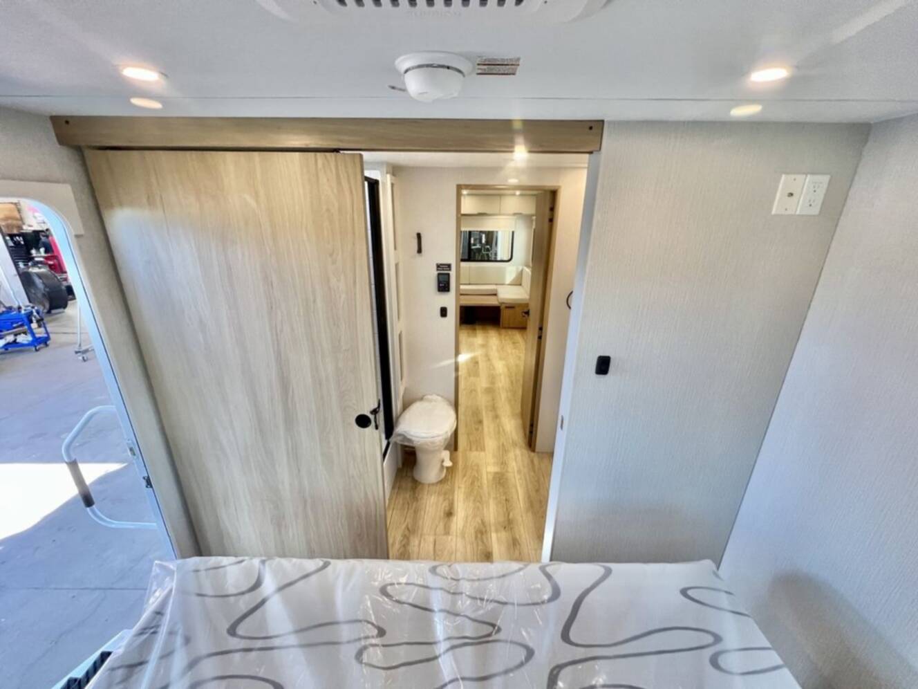 A photo of this 2026 Winnebago Thrive 25RLS