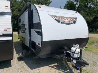 2022 FOREST RIVER WILDWOOD FSX 176QBHK