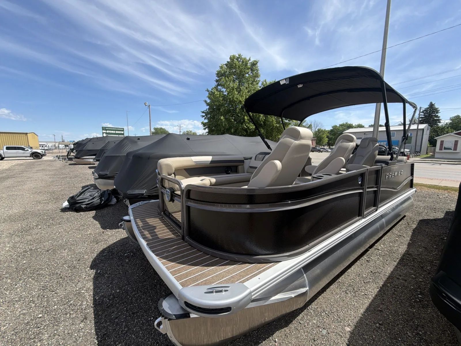 2026 Premier SUNSCAPE 200 RL 115HP BUNK TRAILER DL in fargo ND