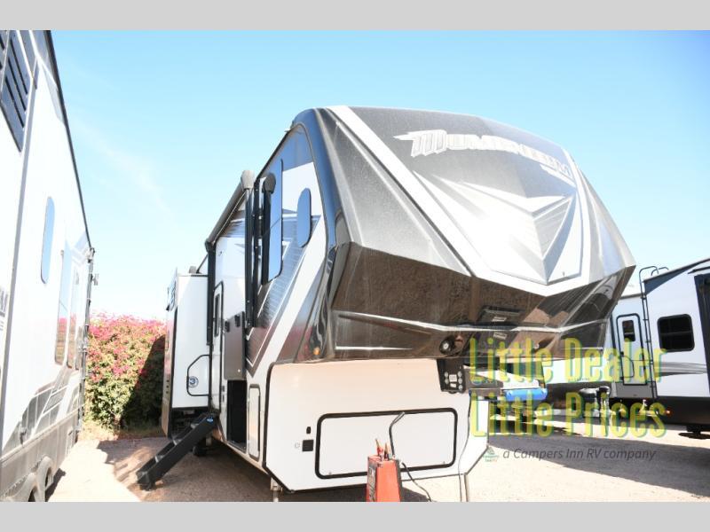 2022 Grand Design Momentum 399TH in mesa AZ