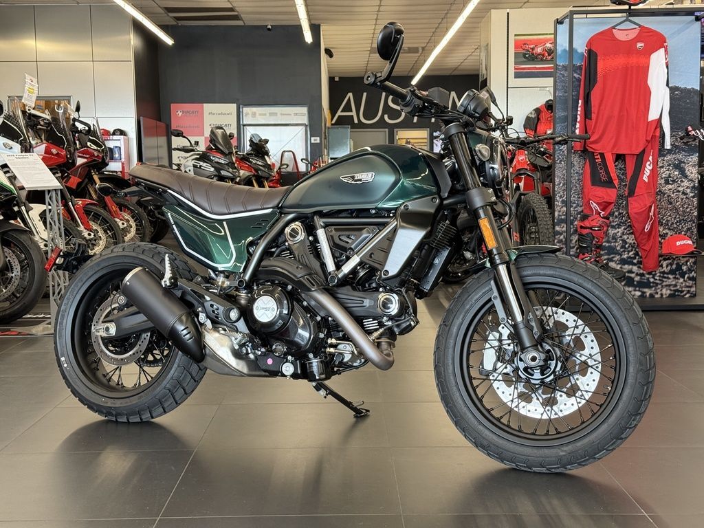 2026 Ducati Scrambler Nightshift Emerald Green NIGHTSHIFT in Austin, TX