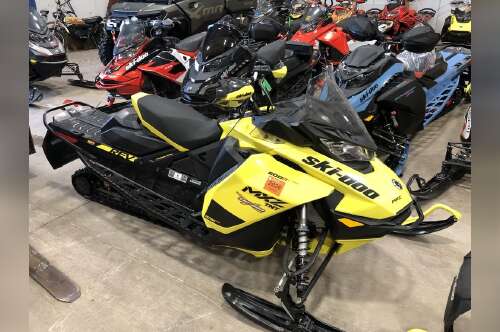 2020 Ski-Doo MXZ® TNT® Rotax® 600R E-TEC® Ripsaw 1.25 Sunburst in johnson creek WI