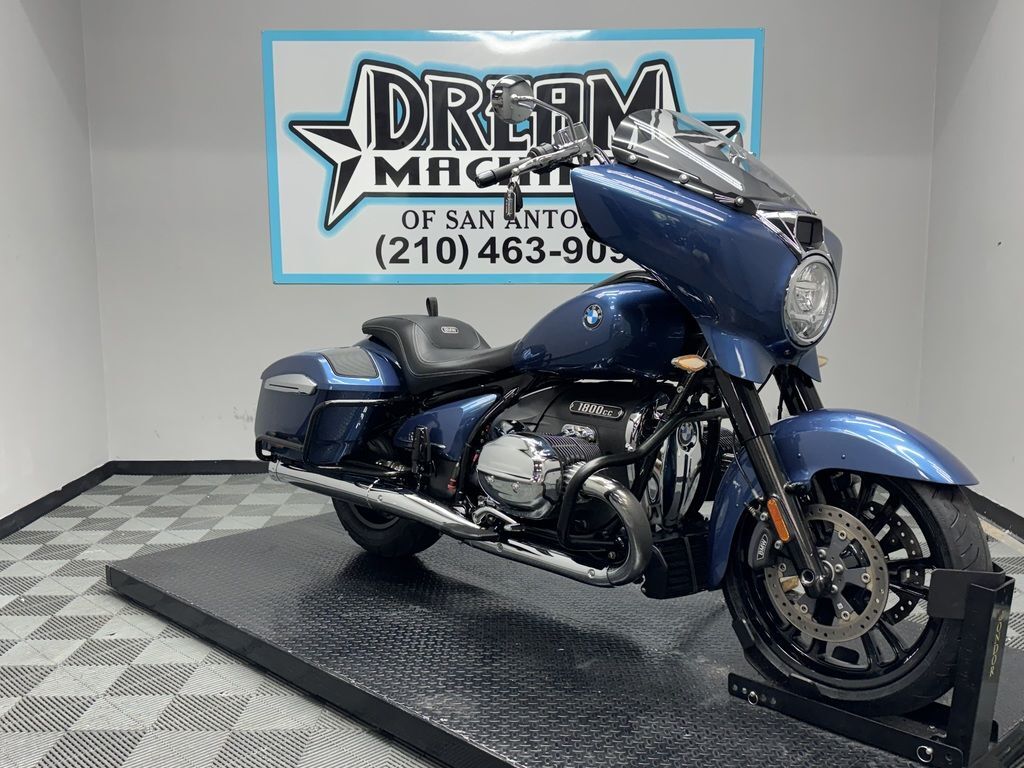 2023 BMW R 18 B Gravity Blue Metallic B in San Antonio, TX