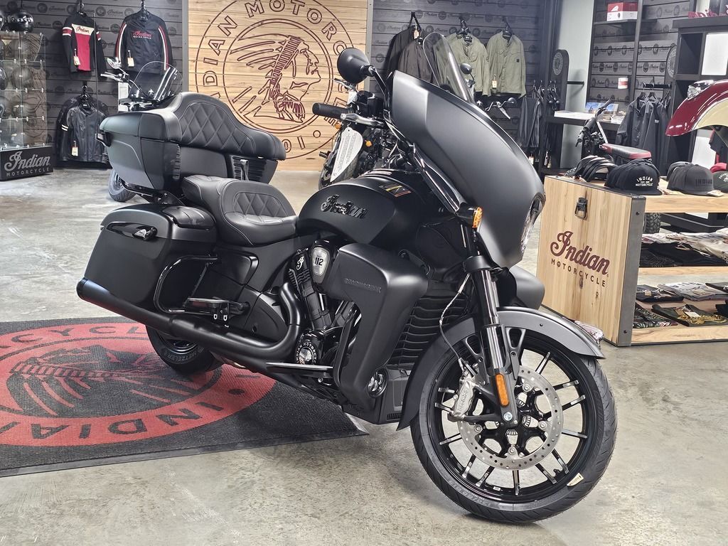2025 Indian Motorcycle® Roadmaster® PowerPlus Dark Horse® Black Smoke DARK HORSE in Columbus, GA