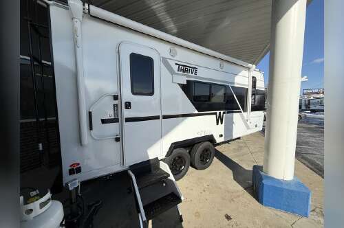 2026 Winnebago THRIVE 18FBS in lexington KY