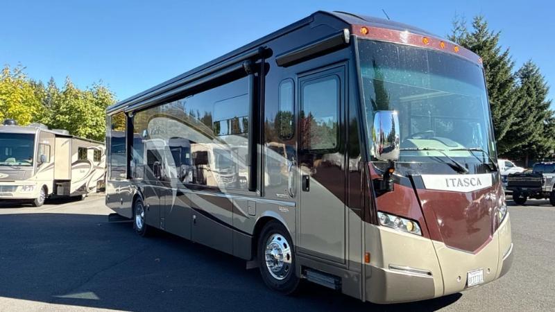 2016 Winnebago Meridian 36M in sandy OR
