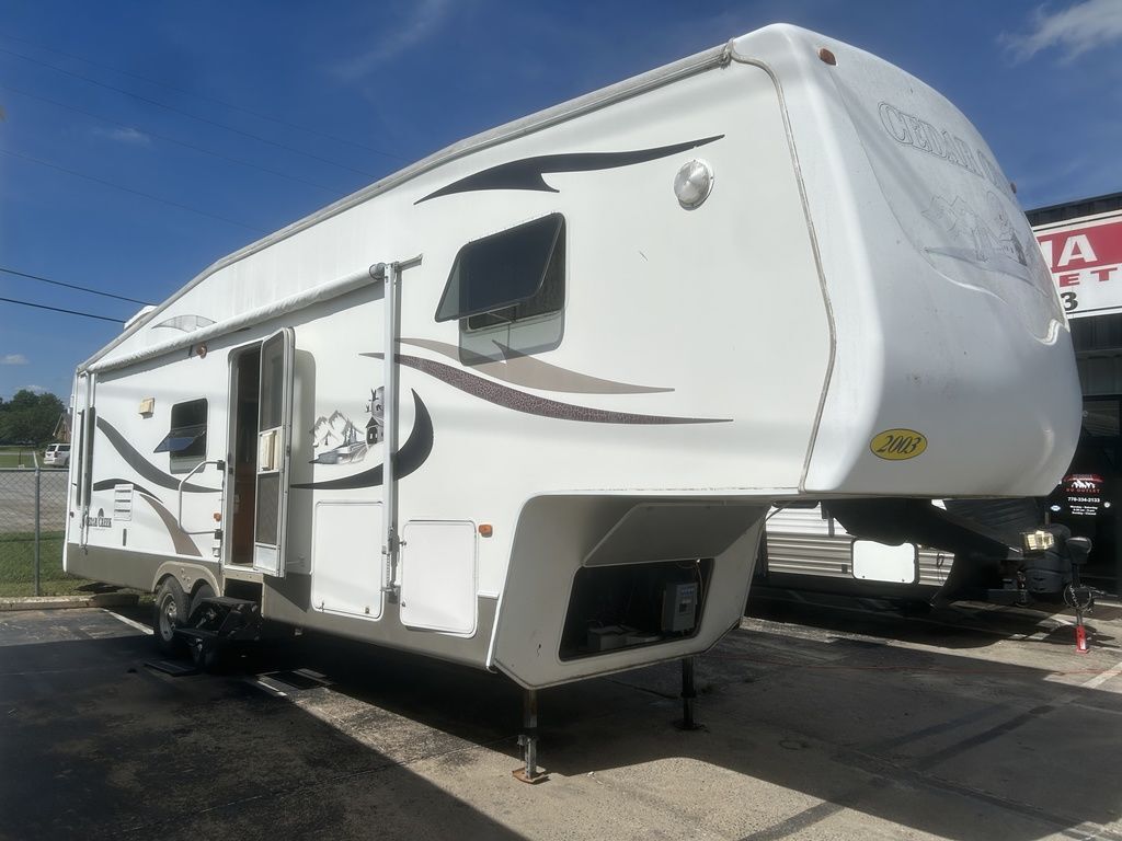 2004 Forest River CEDAR CREEK 34RLBS in cartersville GA