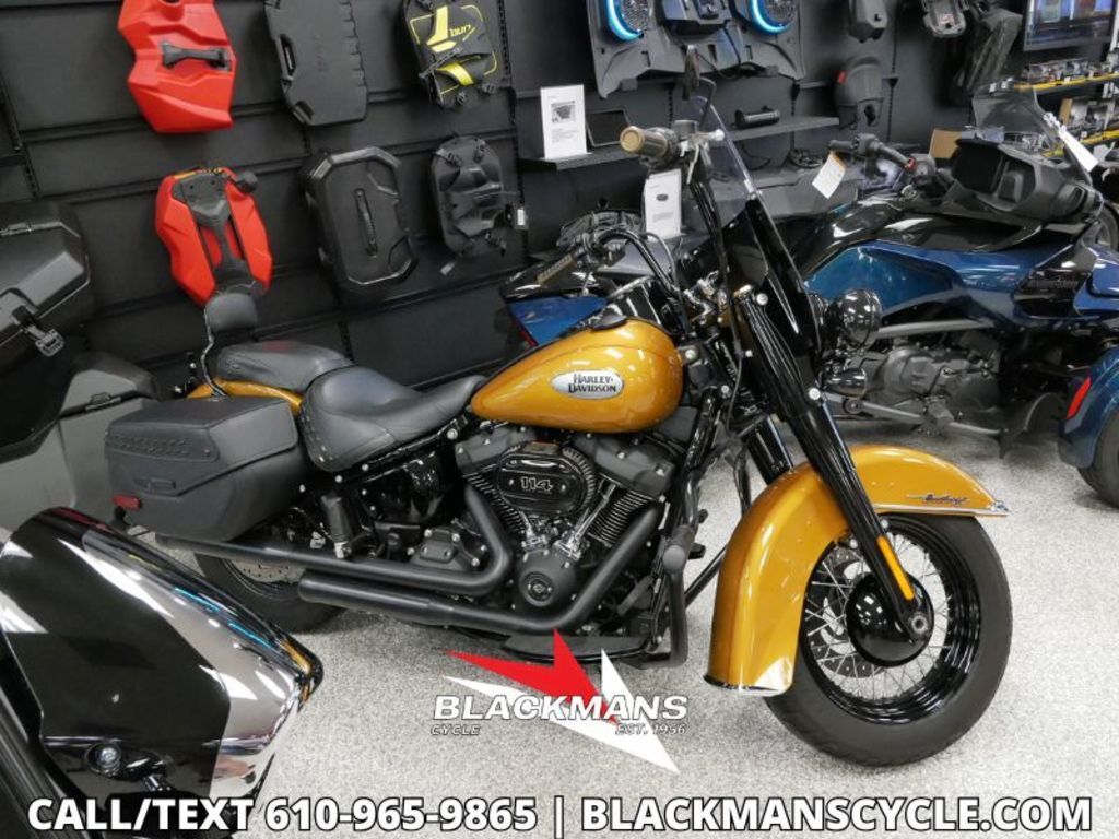2023 Harley-Davidson® FLHCS - Heritage Classic CLASSIC in Emmaus, PA